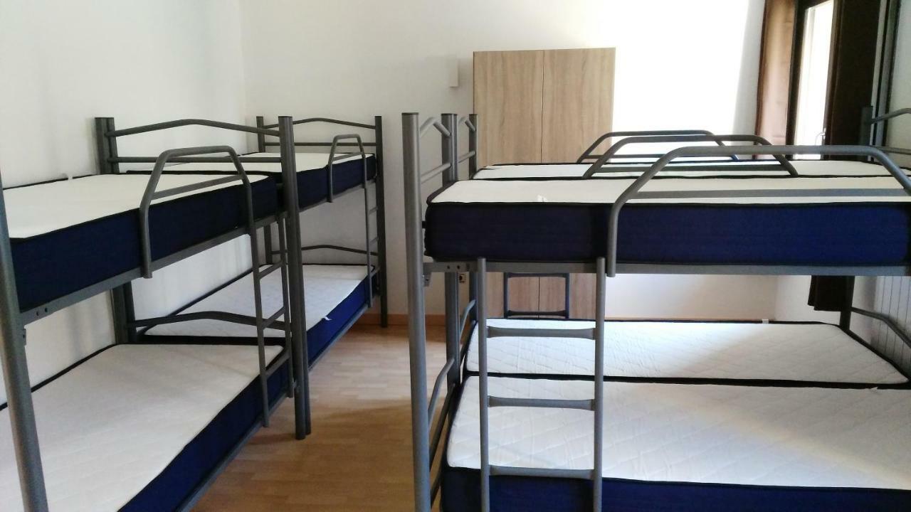 Albergue De Benabarre-Calumet المظهر الخارجي الصورة